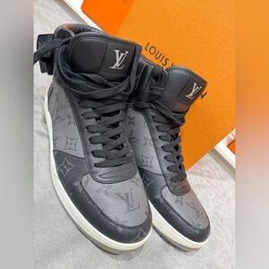 Louis Vuitton Men's Gray and Black Sneakers